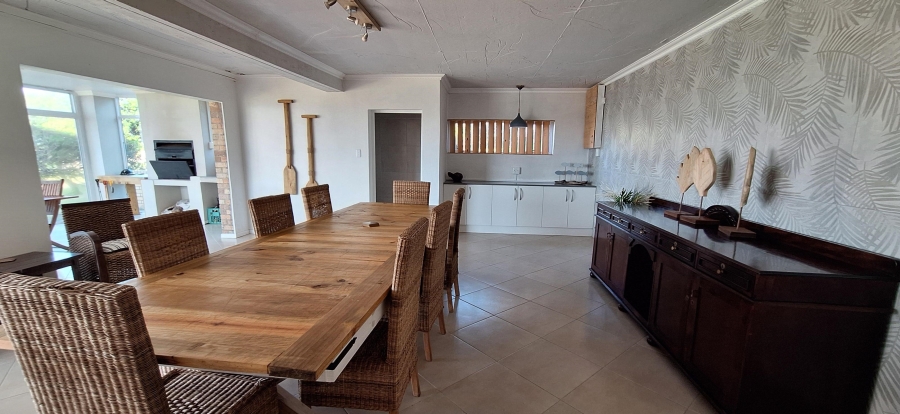 4 Bedroom Property for Sale in Boknesstrand Eastern Cape